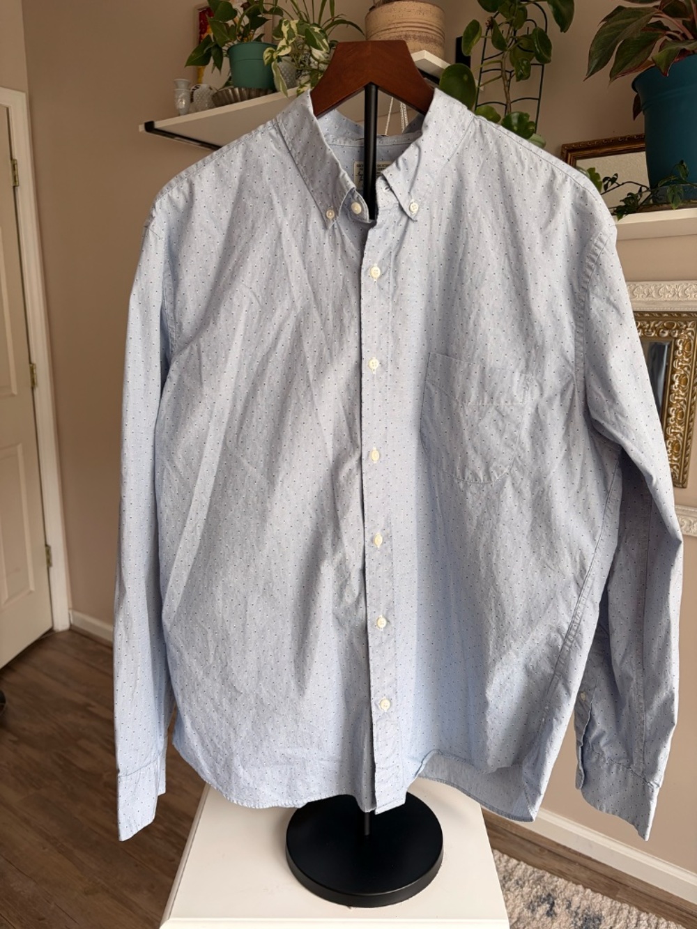 J Crew Men's XL‎ Long Sleeve Oxford Shirt, Slim Untucked Style
